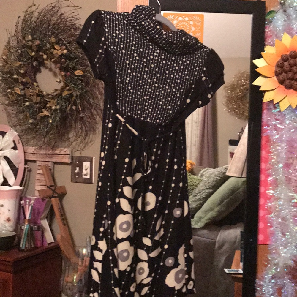 Sweater Dress - Picture 3 of 3